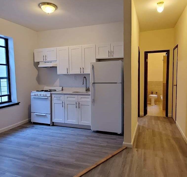 1st image of 517 W 212th St #3FF