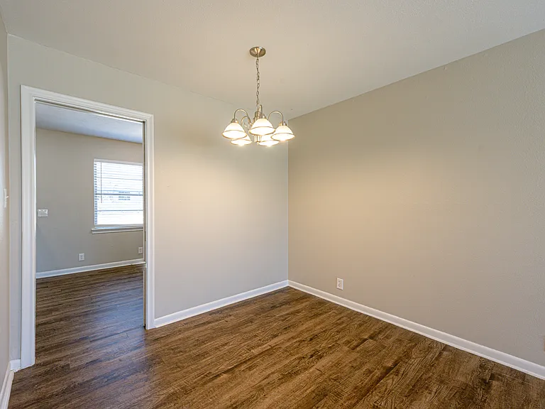 105 Dupont Cir — Photo 10
