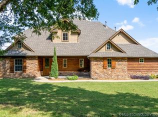 10210 E 126th St N, Collinsville, OK 74021