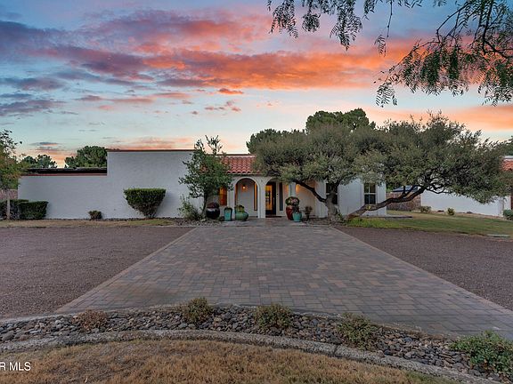 2nd image of 770 Coeur Dalene Cir