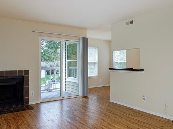 3rd image of 12395 Midsummer Ln #1-9B201