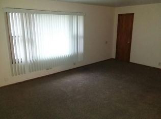 5877 N 61st St, Milwaukee, WI 53218