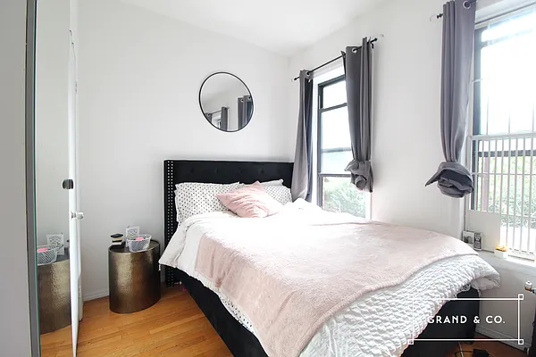 Rented by Grand & Co. | media 21