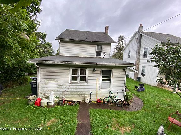 4th image of 521 Buffalo St