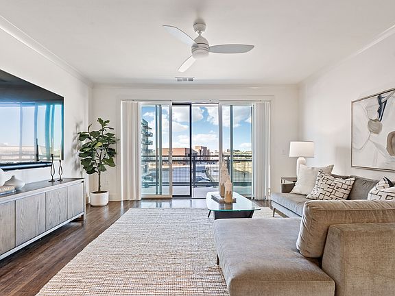 4th image of 3517 Windhaven Pkwy #2301