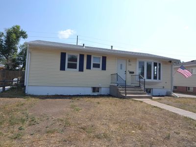 221 McFarland Ave, Cheyenne, WY, 82007
