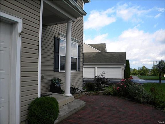 3rd image of 4551 Southwood Heights Dr