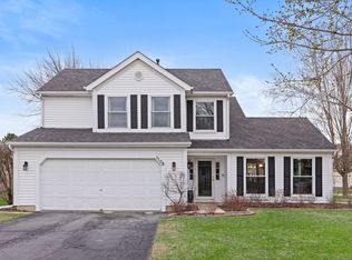 1108 Dovercliff Way, Crystal Lake, IL 60014