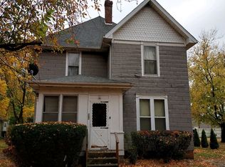 608 N Main St, Tuscola, IL 61953