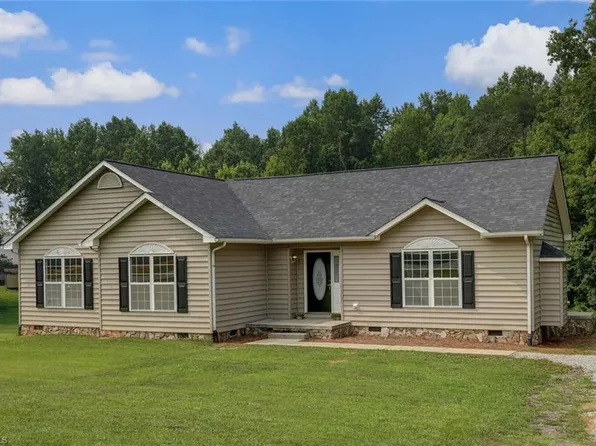 740 Moir Mill Rd, Eden, NC 27288