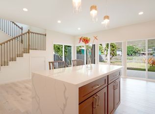 891 Kainui Dr, Kailua, HI 96734