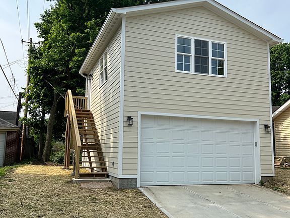 3rd image of 4841 N Kenwood Ave #2