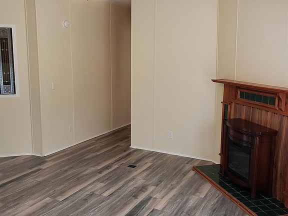 4th image of 531 Cummings Ln