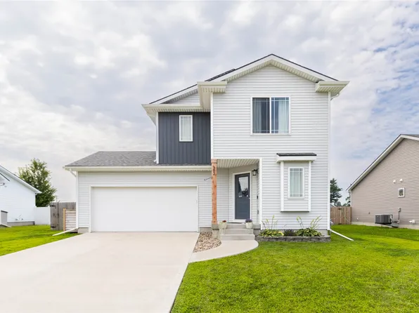 302 Big Bluestem Dr, Monroe, IA 50170