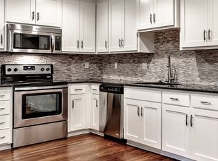 33660 W 82nd St, De Soto, KS 66018
