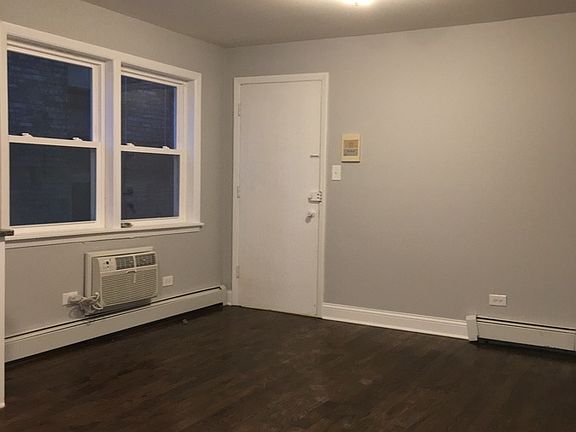 4th image of 10651 S Hale Ave #1C