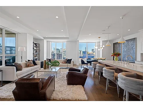 1111 W River Pkwy #11C Photo 1