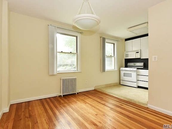 4th image of 17 Edwards St APT 1A