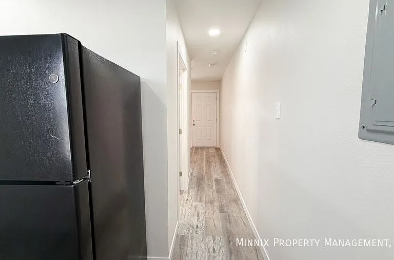 5438 40th St #11 — Photo 8
