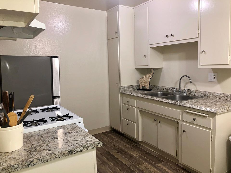 1st image of 9210 Somerset Blvd APT 44