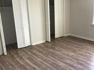 1085 Holly Dr, Gainesville, GA 30501