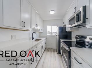 5233 Tilden Ave APT 11, Van Nuys, CA 91401