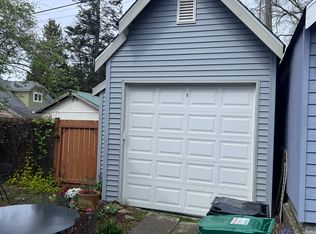 400 NW 45th St #A, Seattle, WA 98107