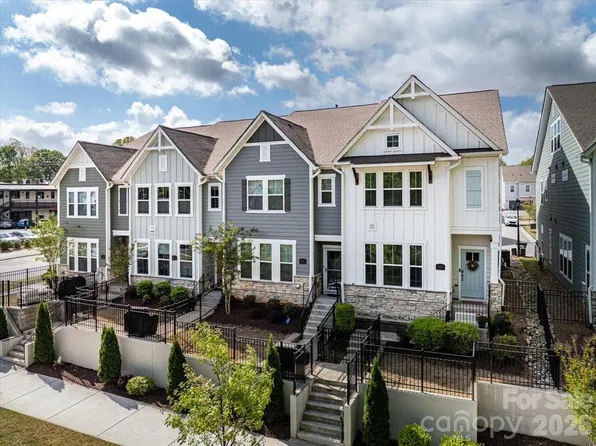 1136 Drummond Ave, Charlotte, NC 28205