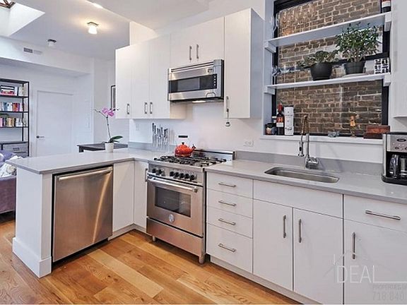 4th image of 184 Joralemon St #12