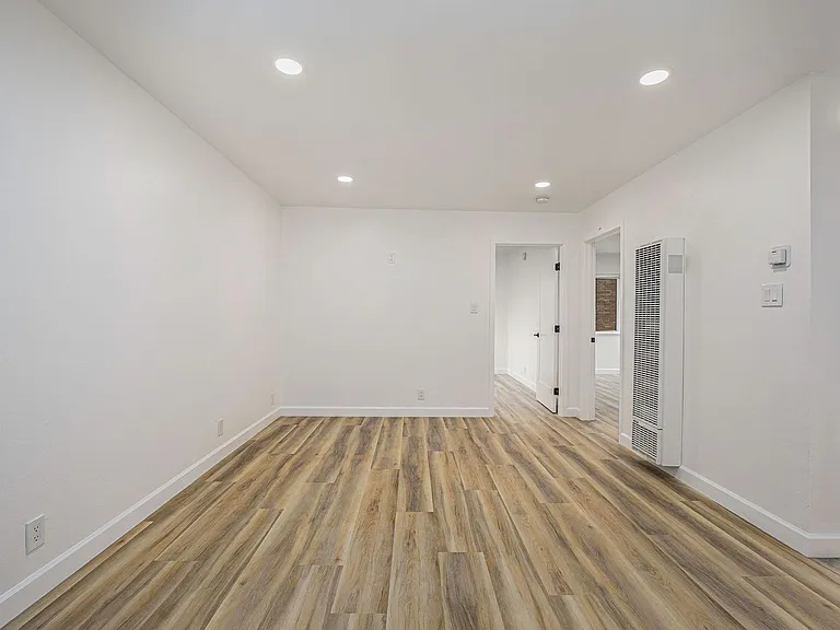 Montecito Ave 137 — Photo 16