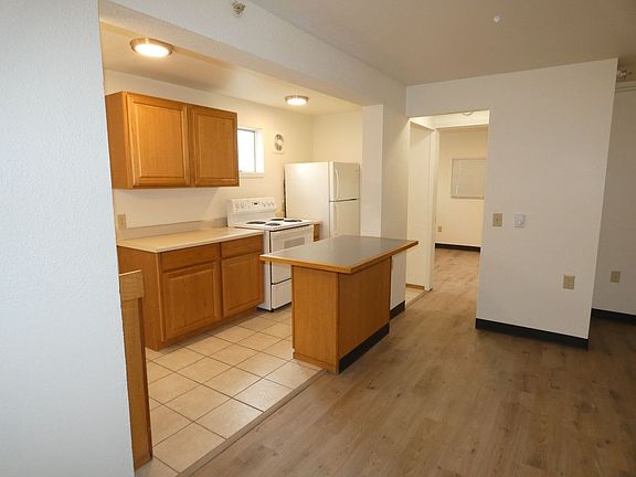 3rd image of 116 N Albert St APT 110