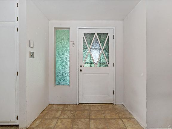 4th image of 41027 Stetson Ave