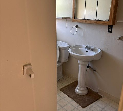 4th image of 214 River St #A