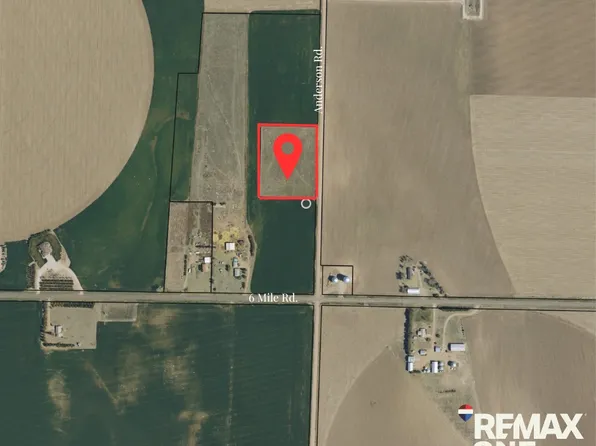 7855 N Anderson Rd, Garden City, KS 67846