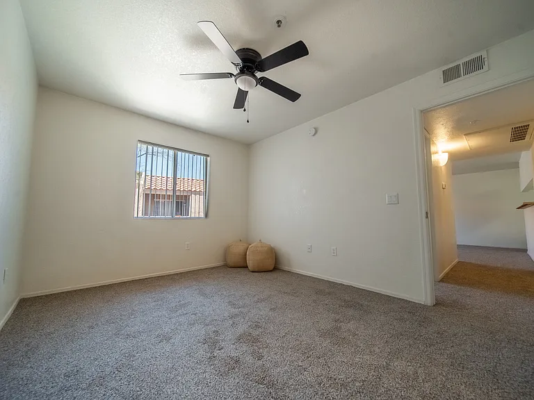 Kachina Springs Apartments — Photo 20