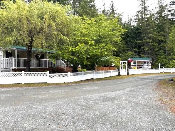 2650 Turnbull Rd #D4, Nanaimo, BC V9K 2R2