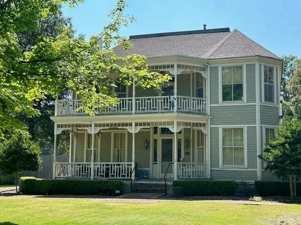 516 Jefferson St, Lonoke, AR 72086