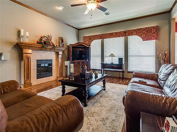 5th image of 3009 Richfield Ln