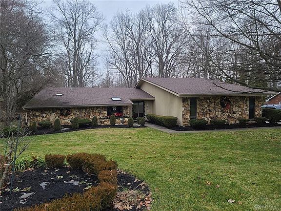 2nd image of 199 Trailwoods Dr
