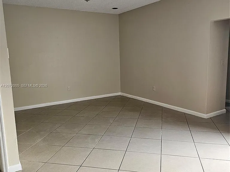 3860 Tree Tops Rd — Photo 6
