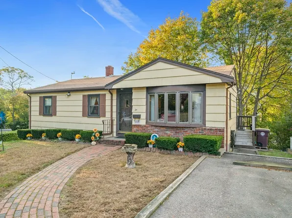 6 Grandview Rd, Weymouth, MA 02191