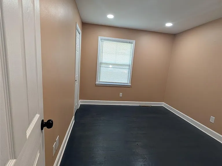 2800 Dalecrest Dr — Photo 8