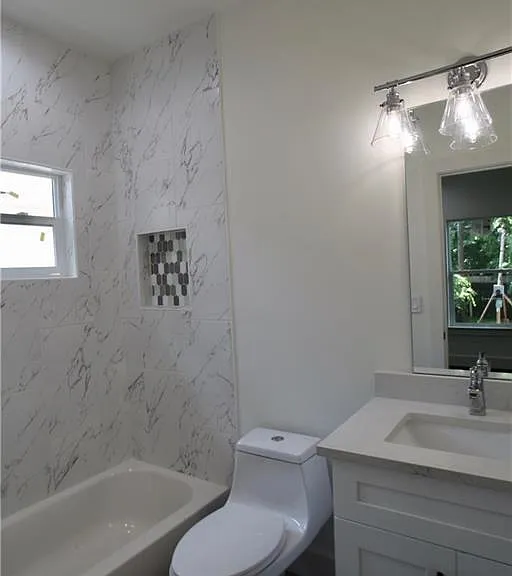705 Harris Ave #A — Photo 9