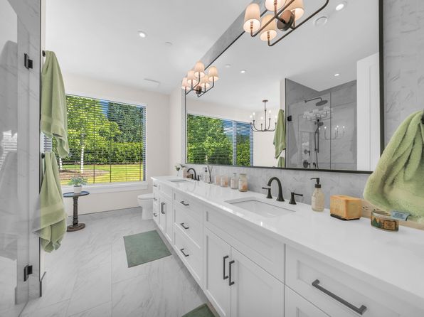 6 bedroom rental in West Vancouver — photo 26