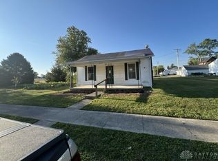 212 E Orchard St, West Manchester, OH 45382