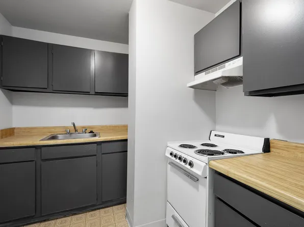 2500 Brownsville Road, 2500 Brownsville Rd APT 202, Pittsburgh, PA 15210