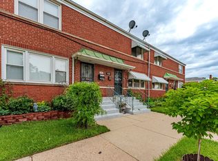939 Bellwood Ave, Bellwood, IL 60104