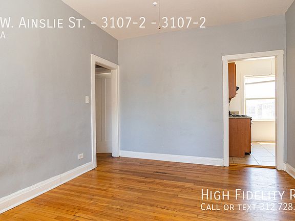 3rd image of 3107 W Ainslie St APT 2