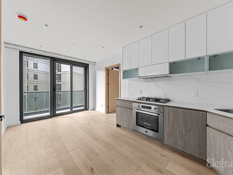 42-62 Hunter St #6C — Photo 4