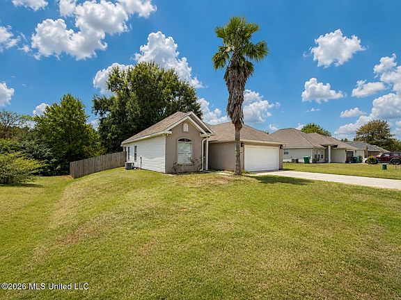 3rd image of 13653 Hidden Oaks Dr